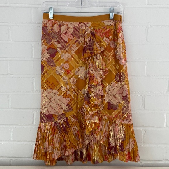 New With Tags. Tory Burch Gold Shimmer Flower Print Festive Holiday Skirt Size 2 - Picture 2 of 9